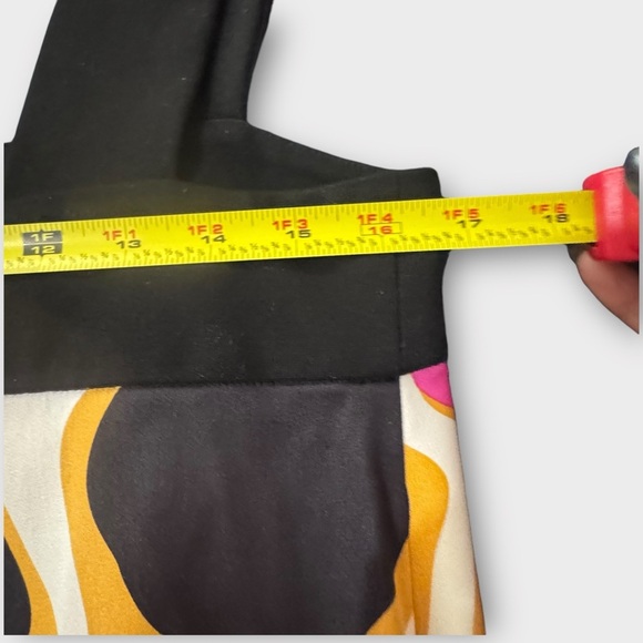 Diane Von Furstenberg Silk Sz 8 Bubble Hem Mod MCM pockets cocktail loud dress - Picture 6 of 16